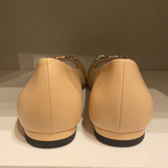 GUCCI TAN FLATS - Picture 8 of 11